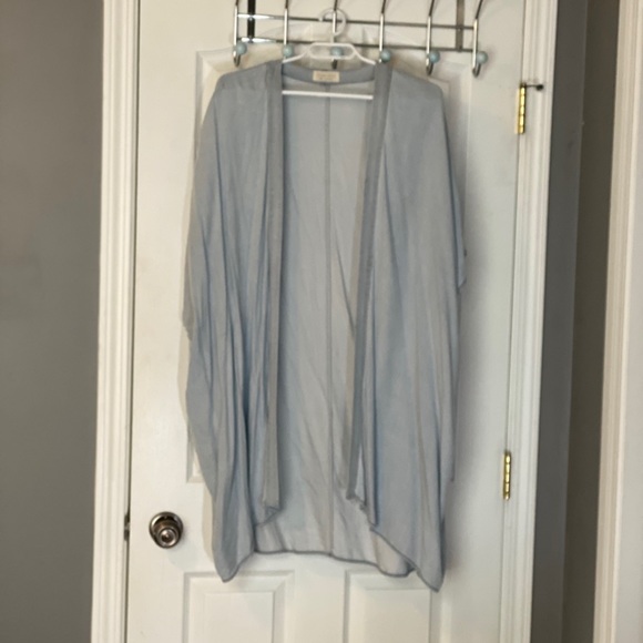 Azure Skies flowy cape/cardigan - Picture 2 of 2